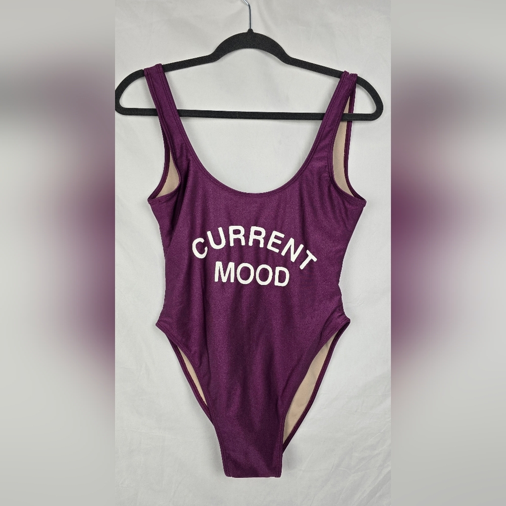 Private Party Current Move Pink Beach Vacation Summer One Piece Swimsuit sz M/L